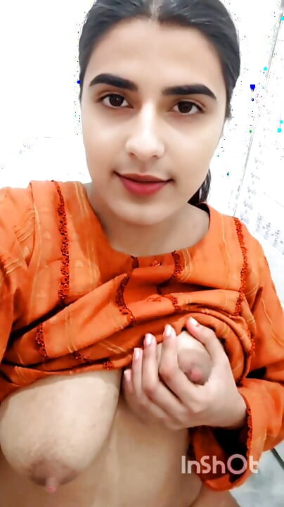 Cute hot Desi girl fingerings when she is very hornny xxx video