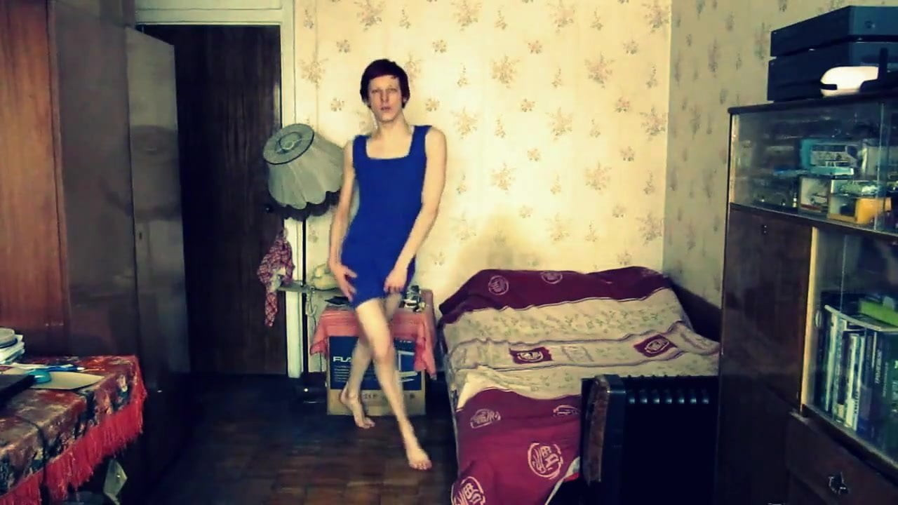 TWINK IS ALWAYS HUNGRY FOR RAW COCK