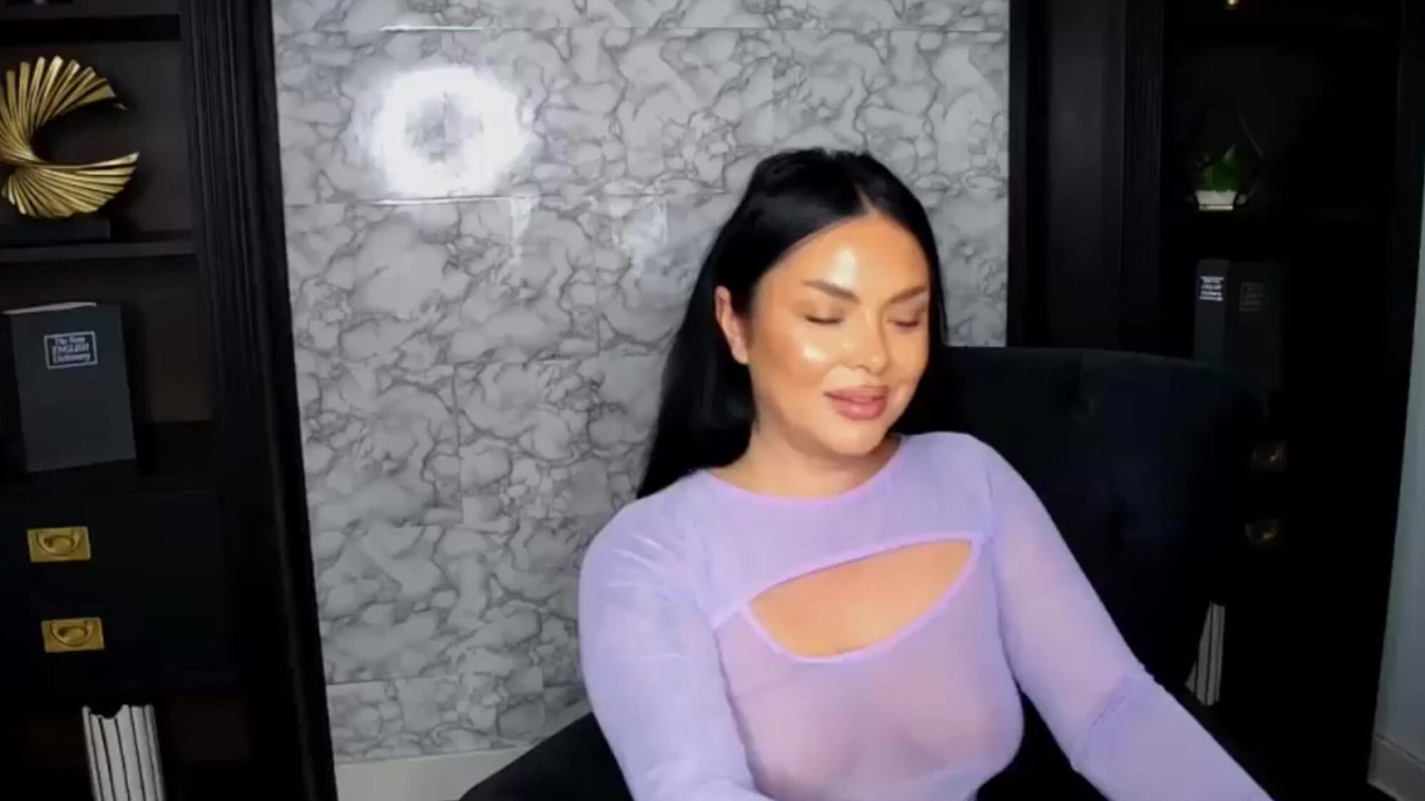 Hot Milf FinDom Empress High Heels Worship and Wallet Drain