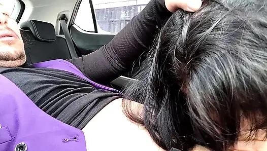 Испорченная латина-падчерица пропускает рождественскую поездку для рискованного секса в машине с извращенной отчимом