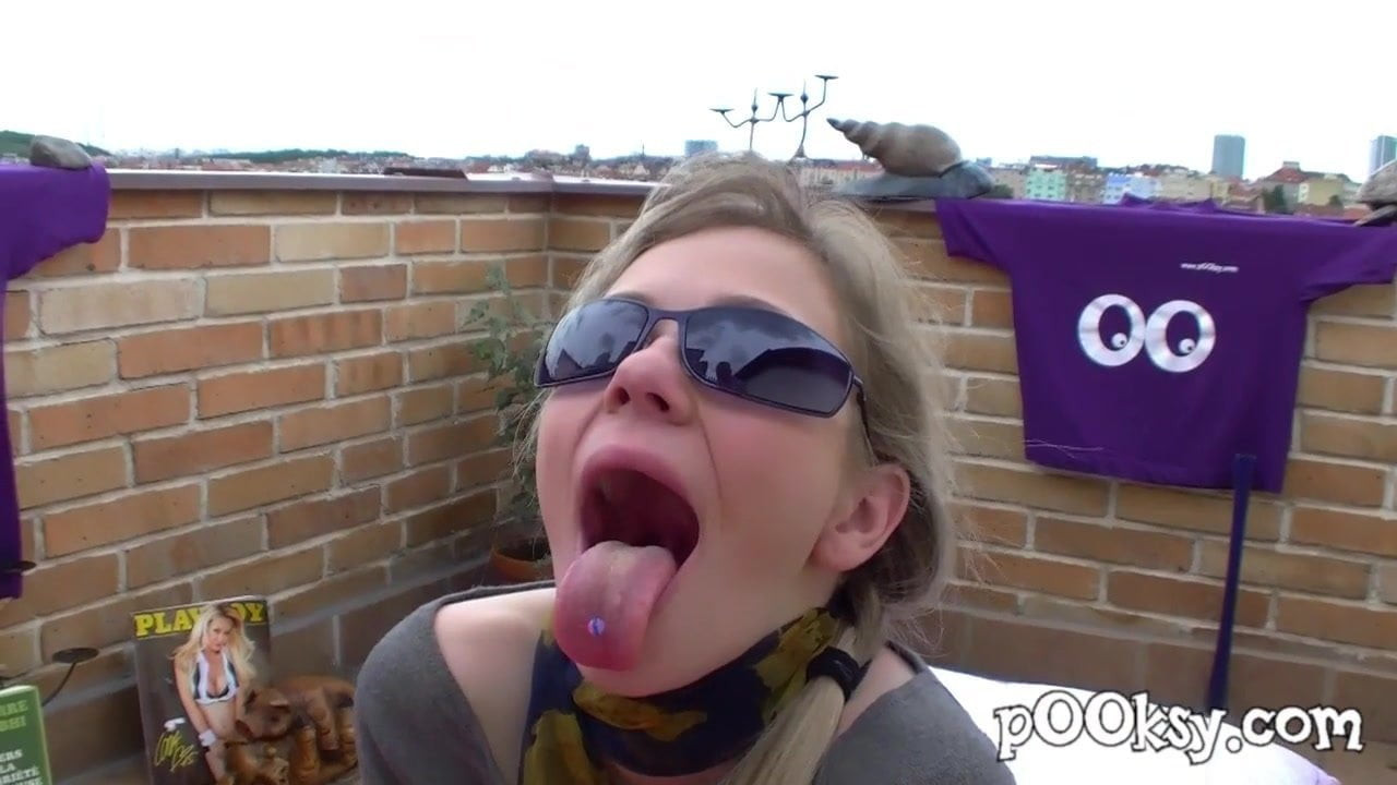 French Minnie Mouth for Maxi Dick