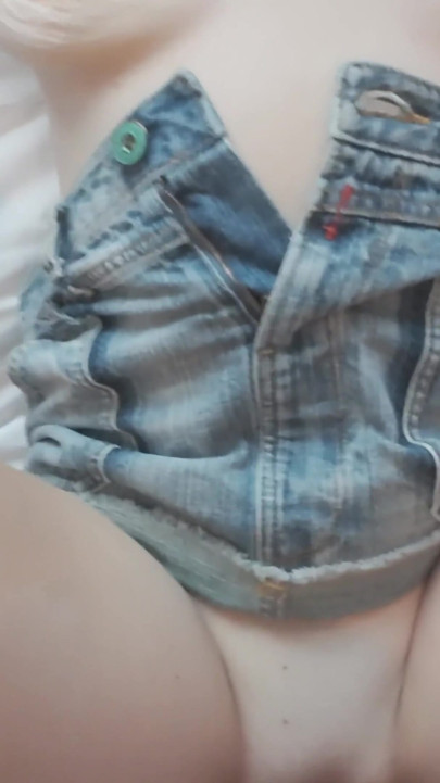 My Step Sister Walked Into My Bedroom Wearing A Skirt With No Panties | Clip 1