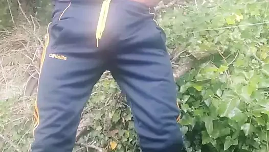 Scallyoscar pissing his O'Neills trackies multiple times and pissing all over in his car too 💦