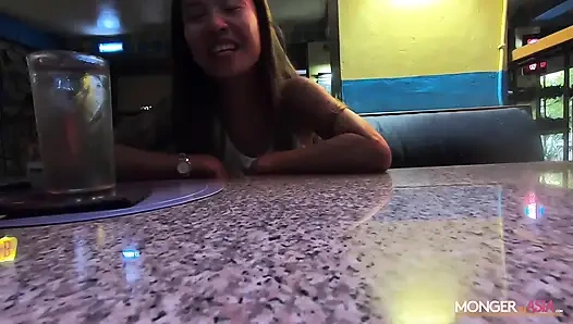 Sexy pinay sehnt sich nach fremden schwanz