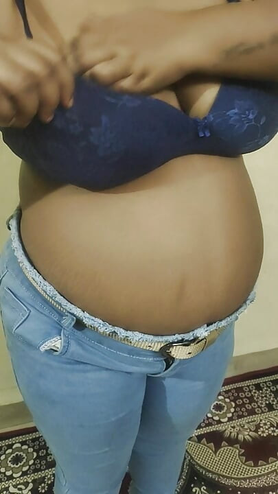 Tante desi India ngentot dildo