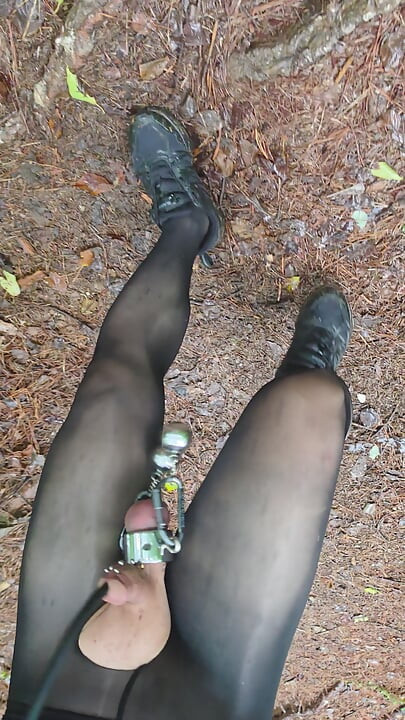 pantyhose peehole public