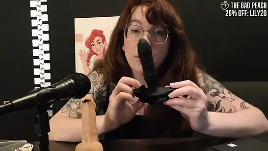 NSFW Review of a Remote Control Thrusting Prostate Massager From the Bad Peach