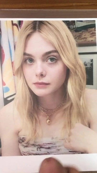 Трибьют спермы для Elle Fanning №1