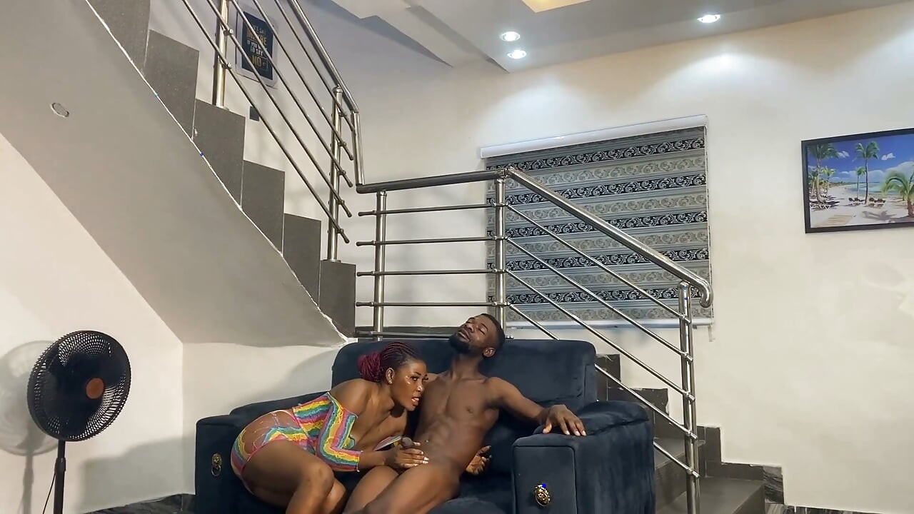 Horny Pretty Pussy Put Her Male Friend in the Mood of Fuck