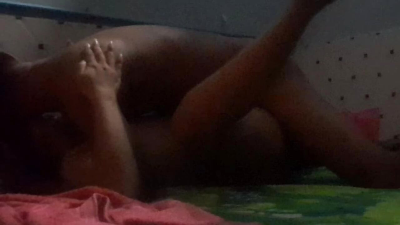 Tonton saya janda kongkek panas 35 tahun creampie keras