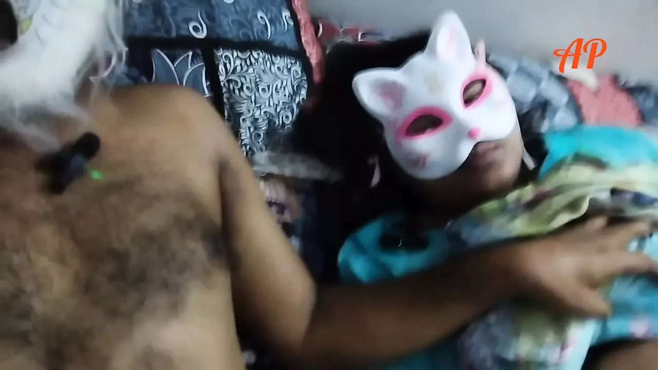 Bara kala lnd moti gand vali gahri gand men visphot karta hai ek kamuk gol-mtol desi bhabhi gili choot - akashprime