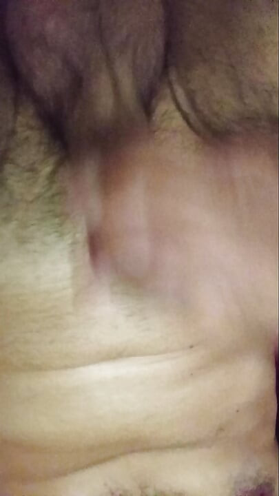 Girls, who wants to caress a beautiful with an open head and a sip of delicious cum!?