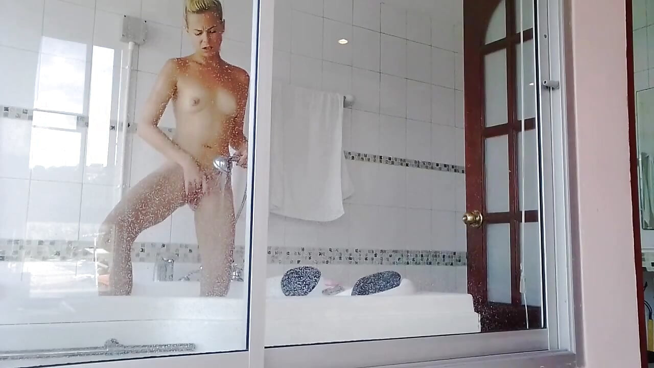 Look at Me at the Bathroom