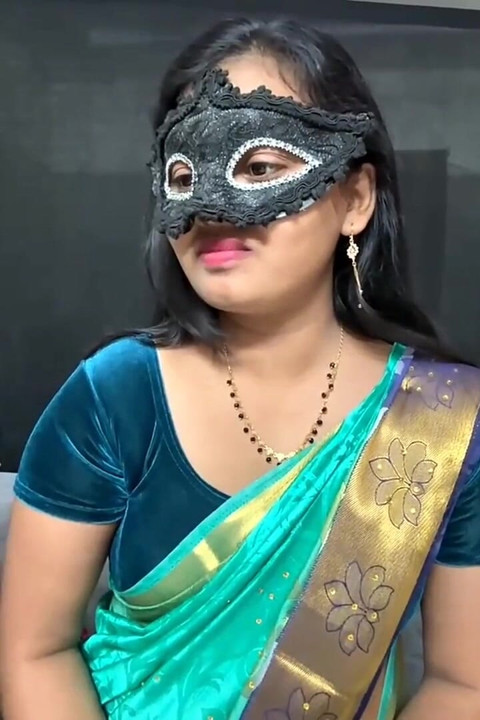 Desi Telugu Girl Fucks in Video Call