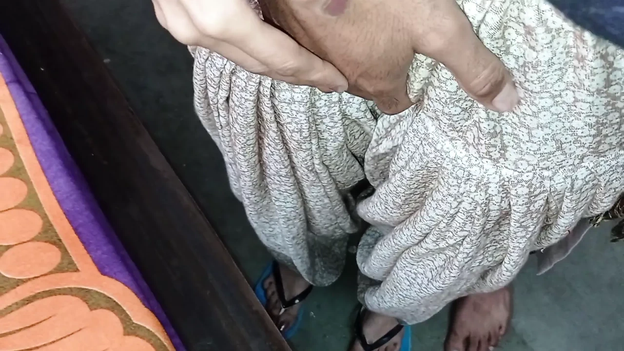Sardarni Aunty Ko Ghar Jakr Ladke Ne Choda 完整视频带音频
