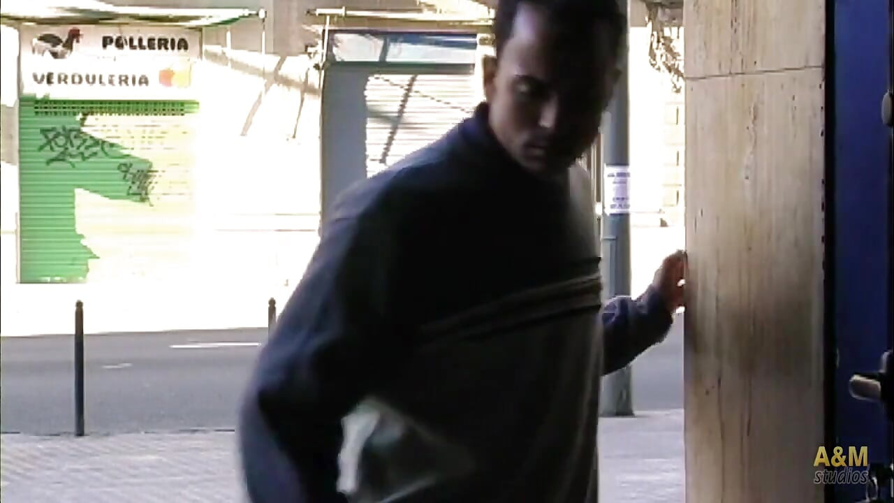 Iubitul ei, un tip rău în viață, o lasă, și am fost acolo!!