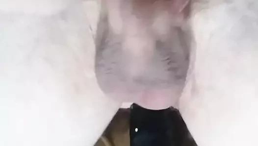 Onu boşalmak çok zor yaptı
