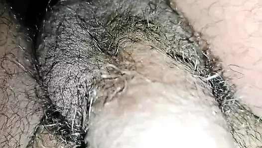 Hintli köylü oğlan evde çok sıkı sikişiyor