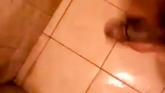 Seksi oğlan elle muamele boşalma