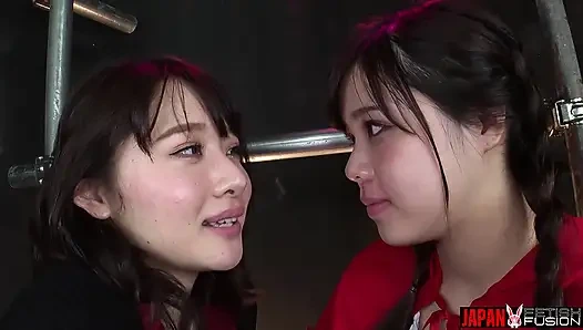 Reia Hoshino’s Mouth Is Mai Imai’s Christmas Gift-wet Tongue, Dripping Spit, a Submissive and Obedient Little Red Riding Hood.