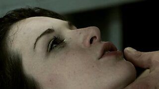 Stoya - prostituta beijando porra