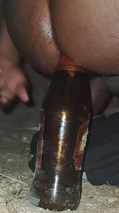 My first video of me getting fucked in my ass at night with a beer bottle.