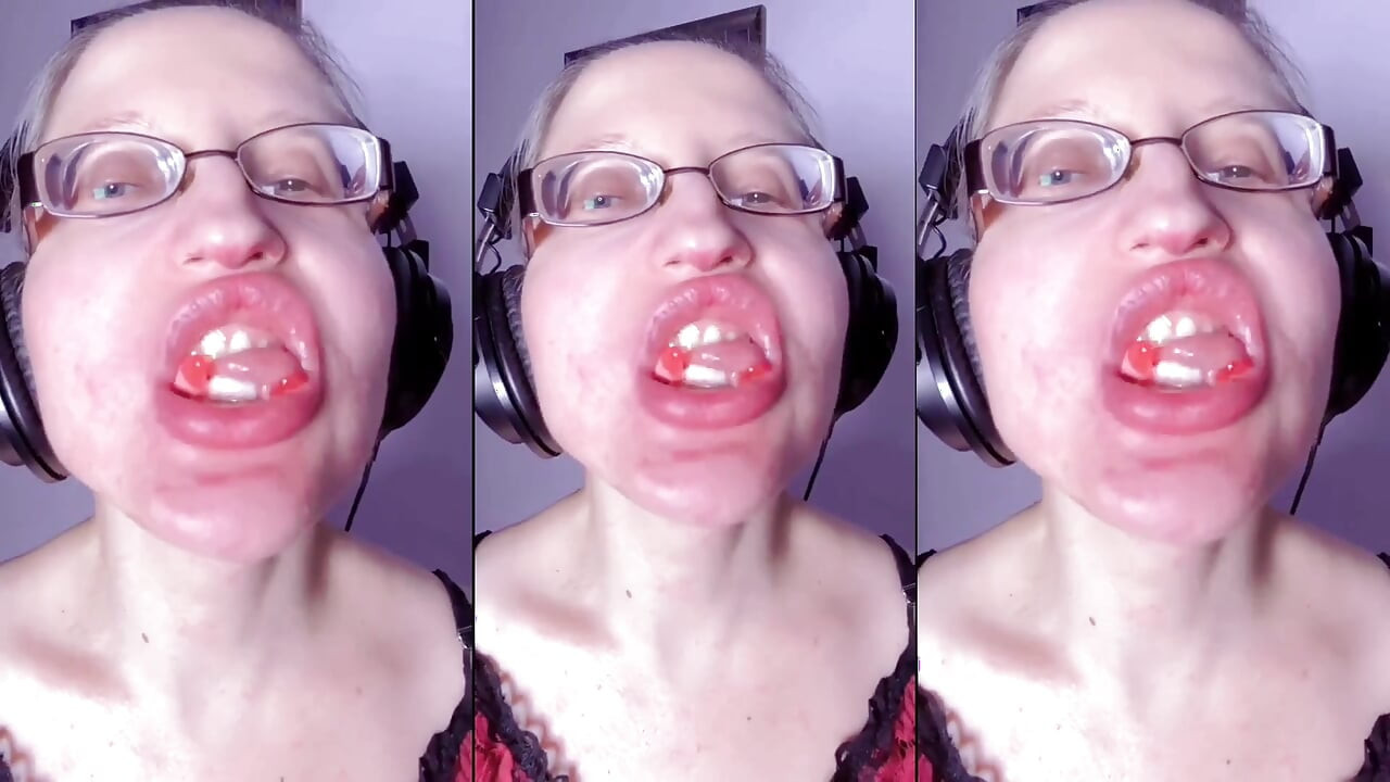 Asmr Teeth Candy Eating - Asmr, نظارات العين, gianess, أحمر الشفاه, شفاه كبيرة, موغ, طعام, صنم الوجه, الأظافر الطويلة