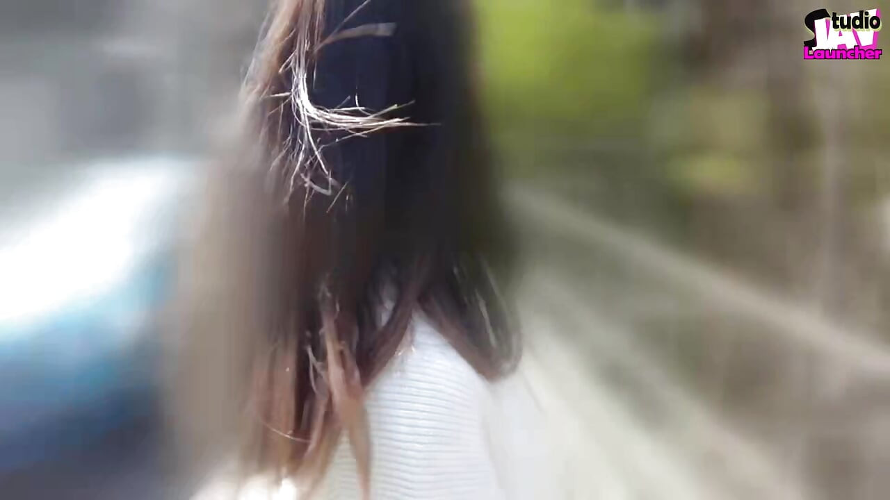 Street Soak - Can You Handle How This Huge-bust Beauty Gets Juicy in the Open? Chapter-1