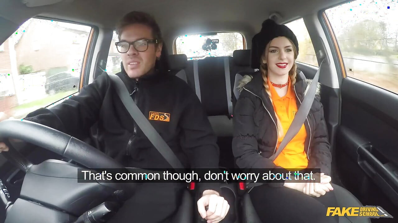 Fake Driving School - Stella Si Cantik Gaya Cowgirl Ryan di Dalam Mobil Untuk Tes Cepat