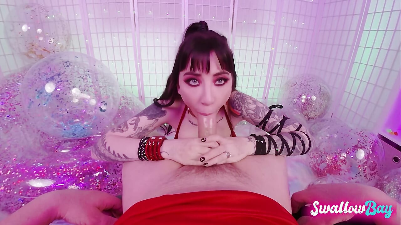 Charlotte Sartre cu sex oral adânc în gât, cu vedere la persoana 1
