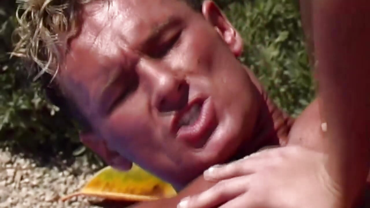 Brunette Babe Fingered and Fucked in Outdoor Massage