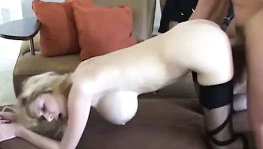 Tara Moon Fucking in the Living Room with Her Hairy Pussy