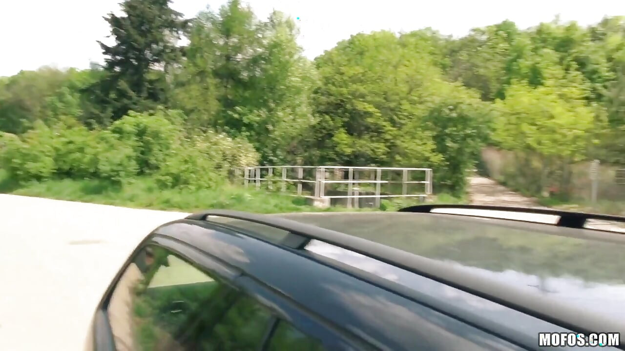 Stranded Teens - Belle Needed a Lift to Brno so Bad, She Begged a Ride From a Random Stranger
