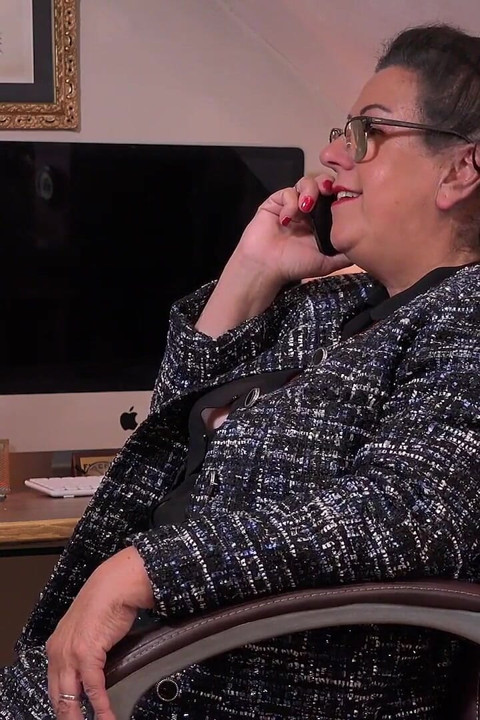 Auntjudys - Curvy Mature Amateur GILF Ruby Roselips Has Phone Sex at the Office