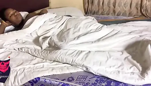 Noor против взрывной милфы