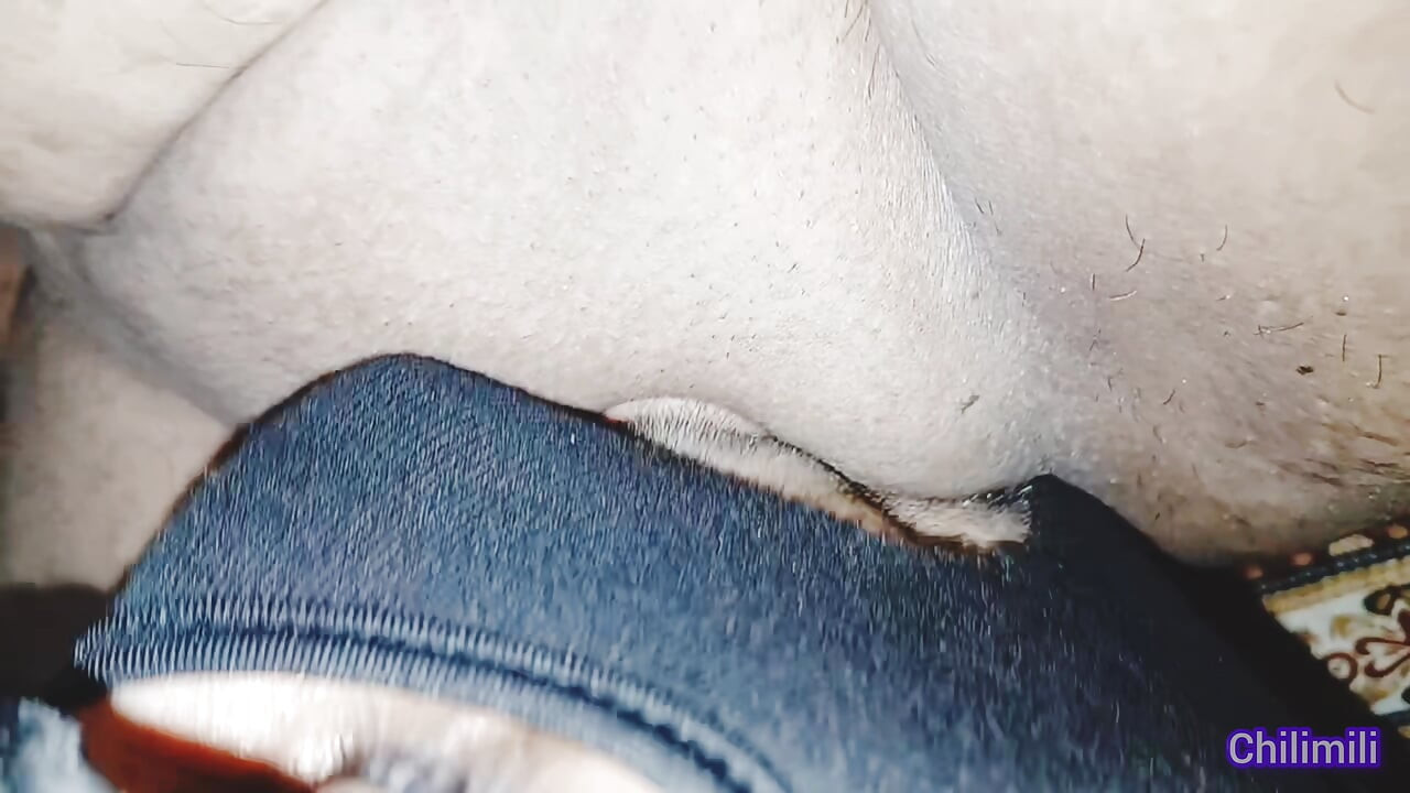 My Stepbrother Wants to lick my juice pussy Oral Sex Hindi
