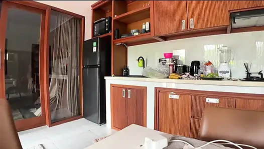 Karısının onu beta kölem yaptığımdan haberi yok