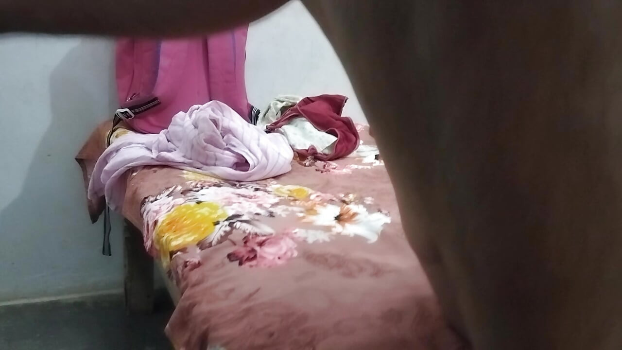 Teď švagr dotiskl a odešel