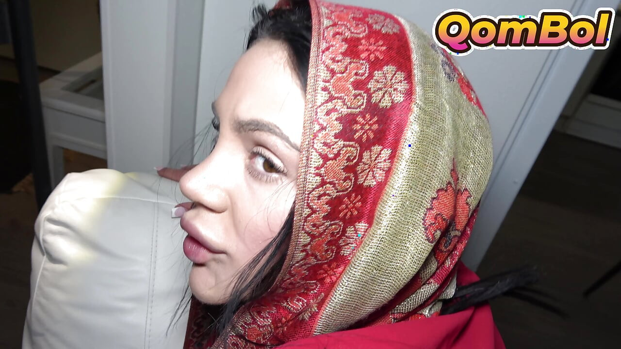 Muslim Hijab Stepsister Make Her Stepbrother Cum