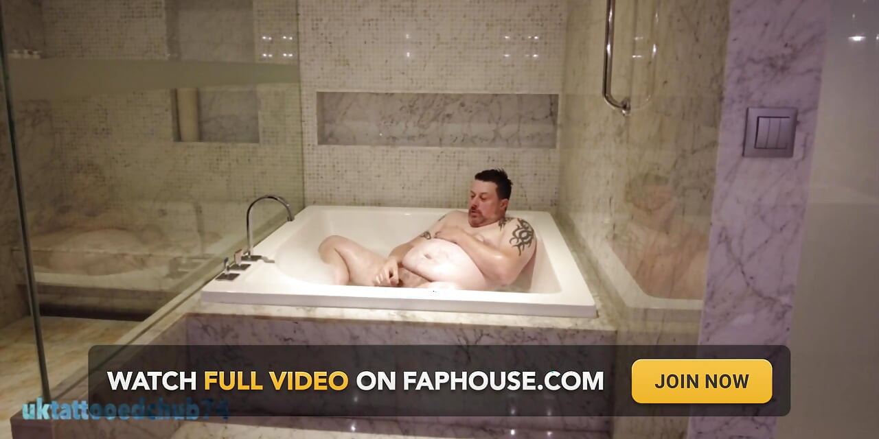 In the Big Bath Having a Wank