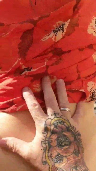 PAWG Jane Fucks In Front Of Neighbors