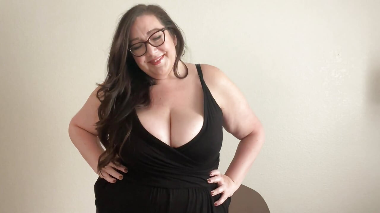 StepMommy gives your first handjob