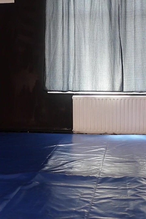 2 Hot Girls Grappling