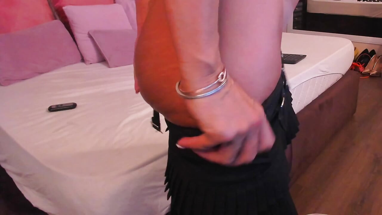 Dirty Chat That Feels Real. hot girl masturbation cam, Voyeur, graceful legs!