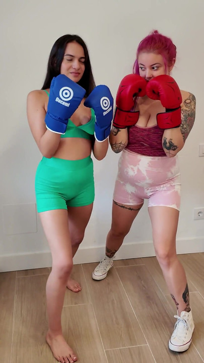 4K Hot Female Fighting Boxing Gloves Movie Boy Girl Girl