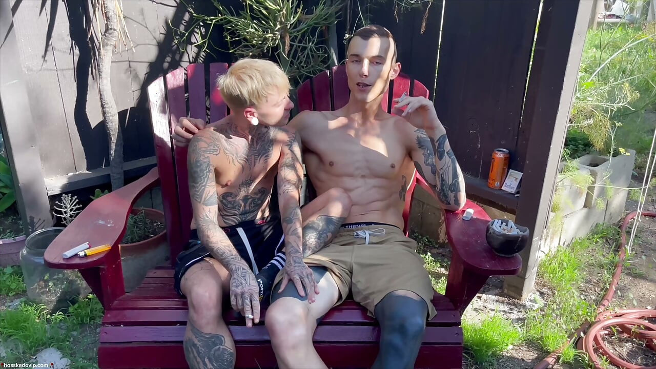 Namiętny seks na zewnątrz w ujęciu POV – Hoss Kado rżnie wielkiego kutasa Austina Spearsa, tatusia blondyna, trans faceta FTM, twink