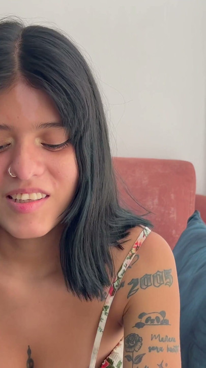 CASUAL SEX WITH STRANGER, I invite a young Latina to my apartment to fuck her | Clip 1