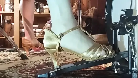 Practice Pedal Pumping Drums Set