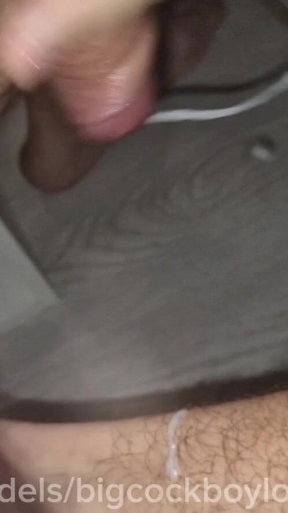 หนุ่มออกสาวเย็ดกับควยในรูของเขาโดนน้ําแตกสุดฮอตจากควยของเขาในลําธารใหญ่ | คลิป 1