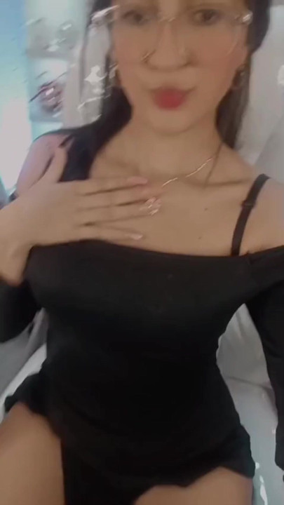 My beautiful ones, I'm connected, I'm waiting for you